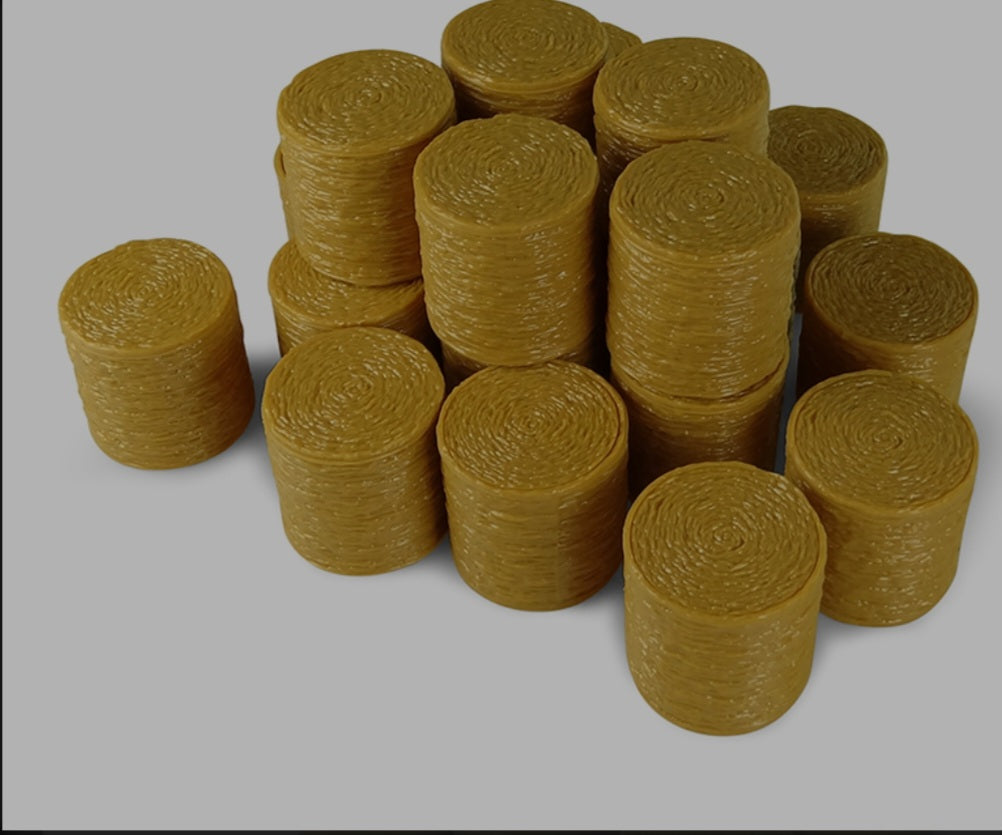 Universal Hobbies pack of 20 Round Hay Bales