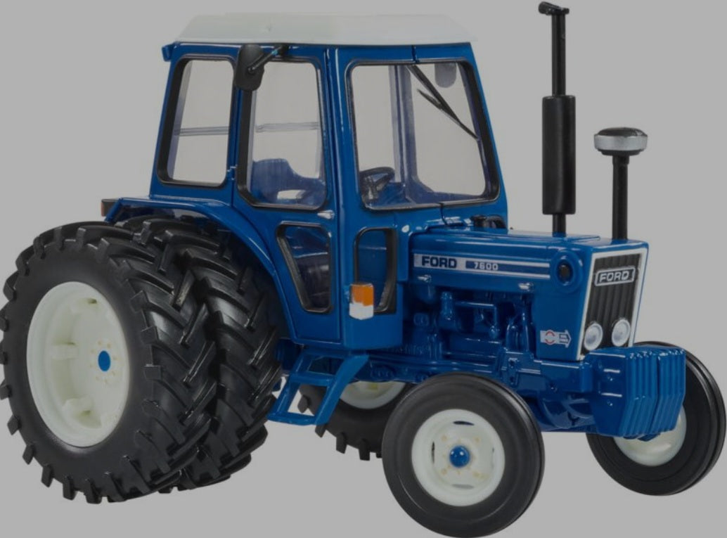Britains Ford 7600 w/Dual Wheels Tractor